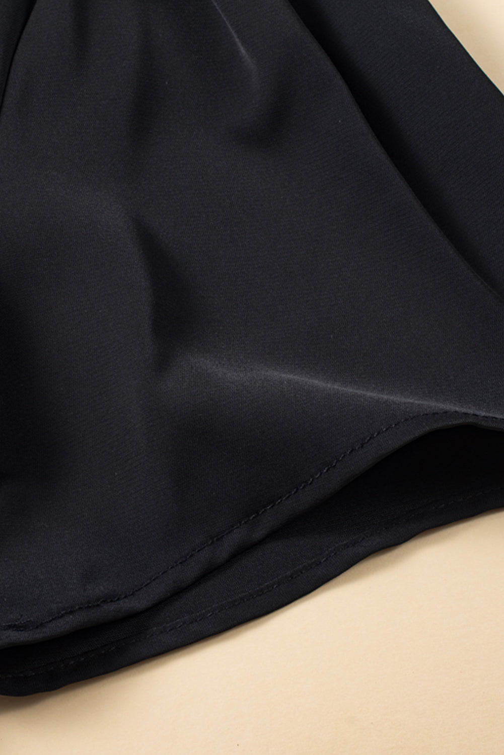 Black Keyhole Crew Neck Pleated Plus Size Top