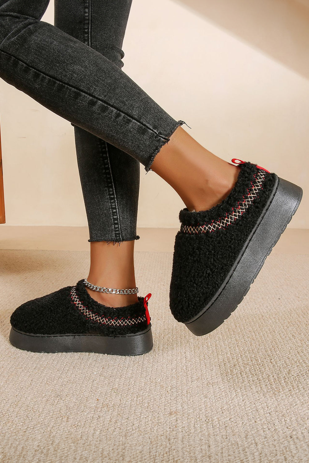 White Fleece Contrast Trim Plush Thick Sole Slippers