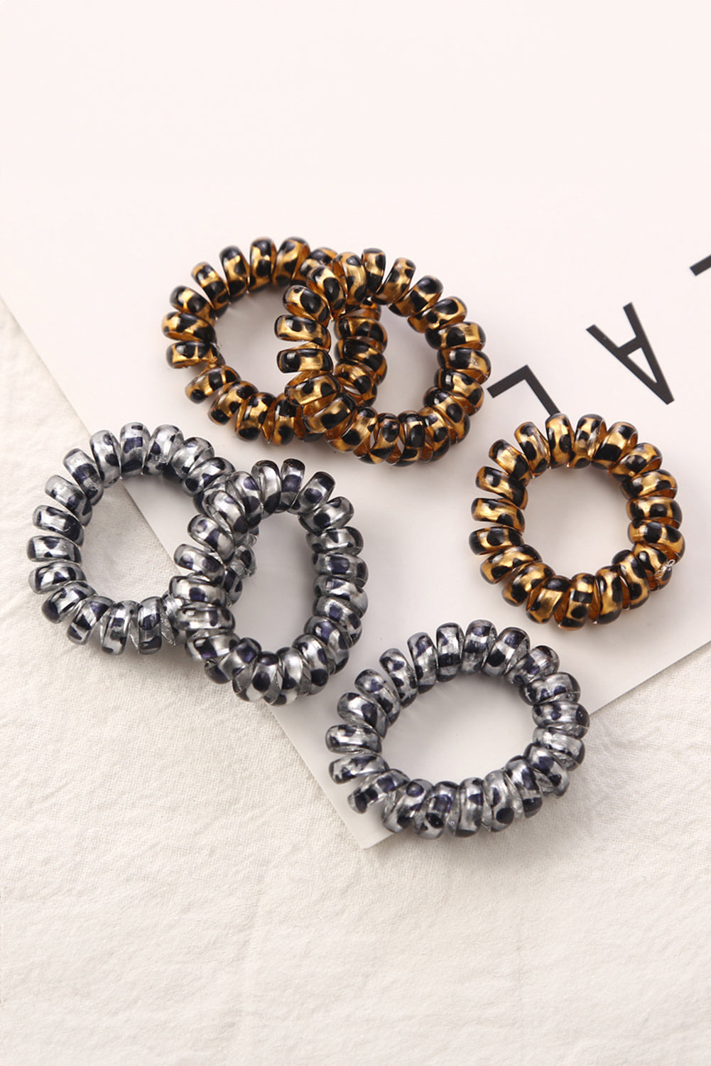 Thai Curry Leopard Print Spiral Hair Tie